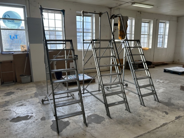 1423625-1 Plattformsstegar 3 st