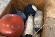 1423631 Pall med fendrar och boj