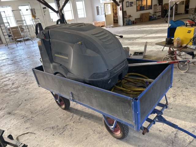 1423634-1 Hetvattentvätt med vagn - Kärcher HDS 12/18-4S