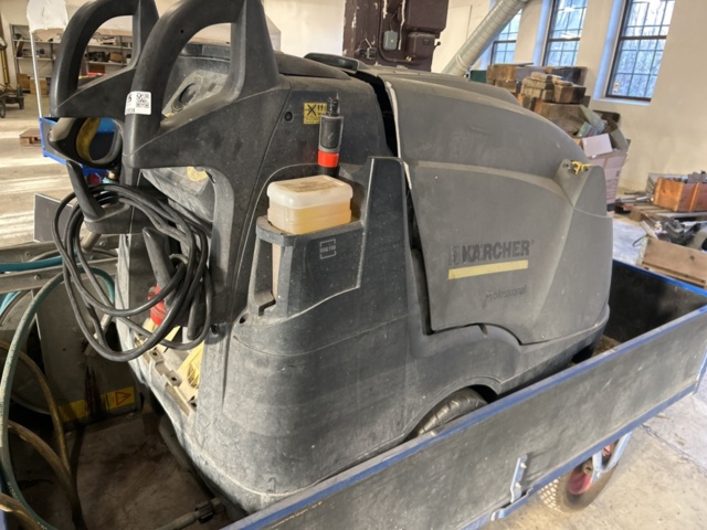 1423634-9 Hetvattentvätt med vagn - Kärcher HDS 12/18-4S