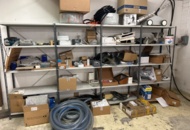 1423645 Hyllor 4 st med innehåll