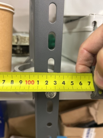 1423645-26 Hyllor 4 st med innehåll