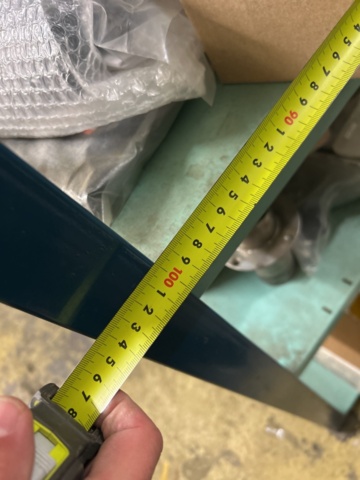 1423644-93 Lager med hyllor och reservdelar från båtverkstad - 21 sektioner plåthyllor