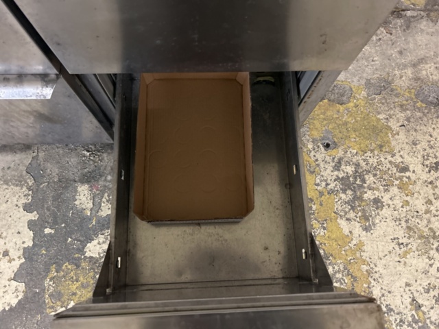 1423646-4 Kylbänk med 6 draglådor och separat kompressor