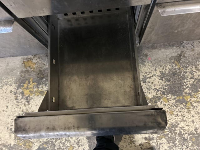 1423646-6 Kylbänk med 6 draglådor och separat kompressor