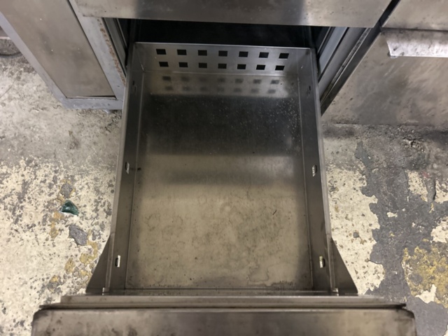 1423646-8 Kylbänk med 6 draglådor och separat kompressor