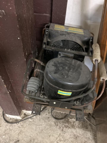 1423646-11 Kylbänk med 6 draglådor och separat kompressor