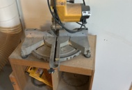 1423650 Kap- och gersåg med skåp - DeWalt DW700