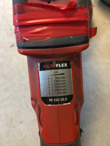 1423651-5 Vagn med polermaskiner, diverse och tillbehör