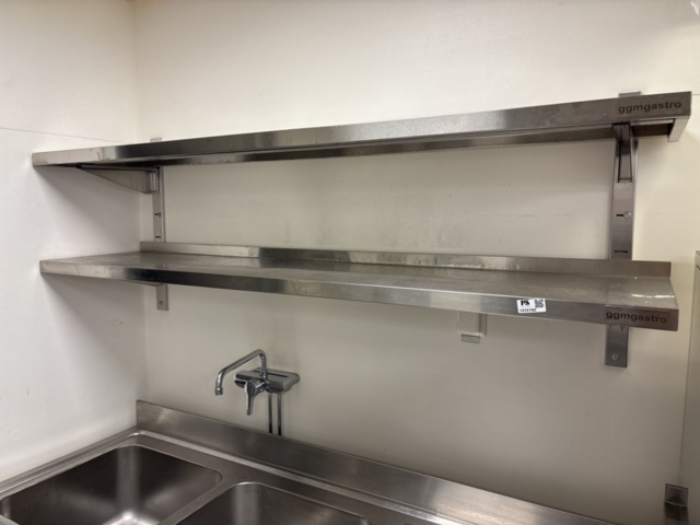 1372702-1 Väggmonterade hyllor – 2 st GGM Gastro