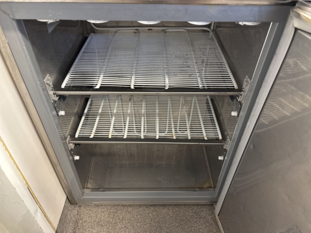 1372703-6 Frysskåp – GGM Gastro