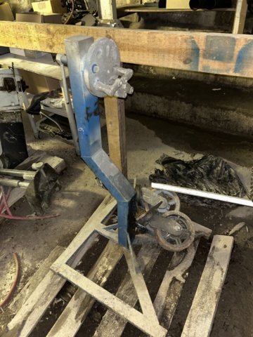 1423660-3 Större samling med diverse reservdelar och inventarier från båtverkstad