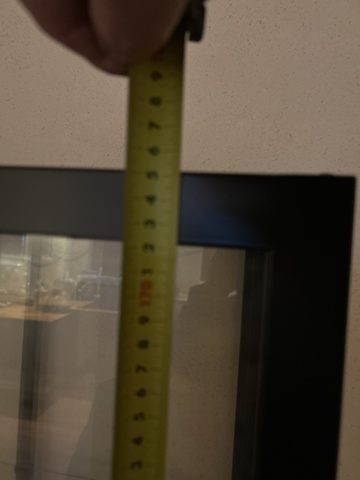 1423662-12 Diverse möbler och köksinventarier i rummet