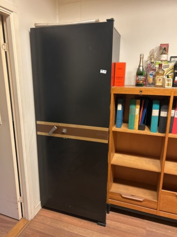 1423663-1 Säkerhetsskåp - Hadak A90