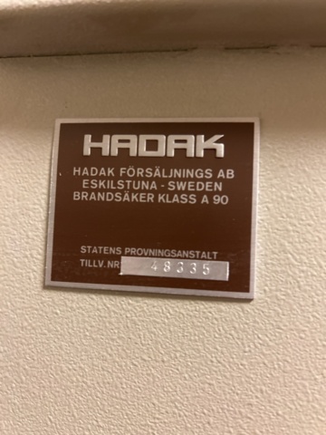 1423663-4 Säkerhetsskåp - Hadak A90