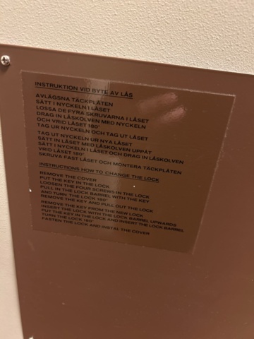 1423663-5 Säkerhetsskåp - Hadak A90