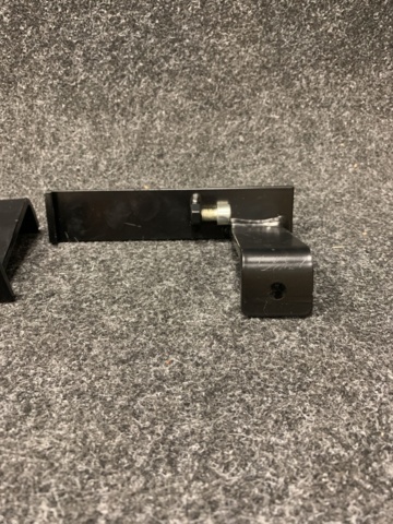 1454230-14 Parti med LED-Bar fästen Volvo