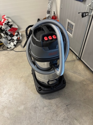 1372687-1 Våt- och torrdammsugare - PELA JN601-80L-3000W