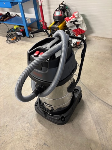 1372687-2 Våt- och torrdammsugare - PELA JN601-80L-3000W