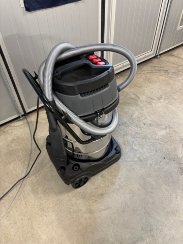 1372687-4 Våt- och torrdammsugare - PELA JN601-80L-3000W