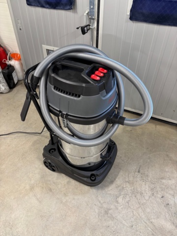 1372687-6 Våt- och torrdammsugare - PELA JN601-80L-3000W