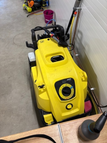 1372691-1 Högtryckstvätt med hetvatten - Kärcher HDS 9/17-4 C