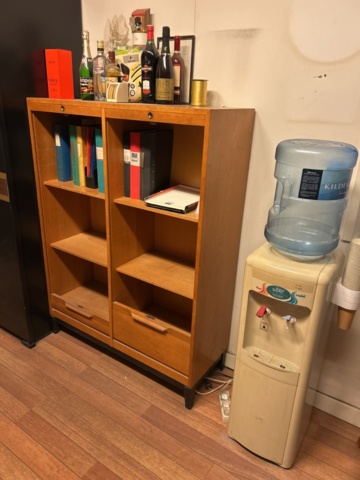 1423661-36 Större samling med diverse kontorsmöbler