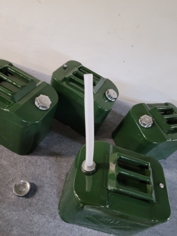 1454176-8 Bränsletank 20 L med påfyllningspip 4 st