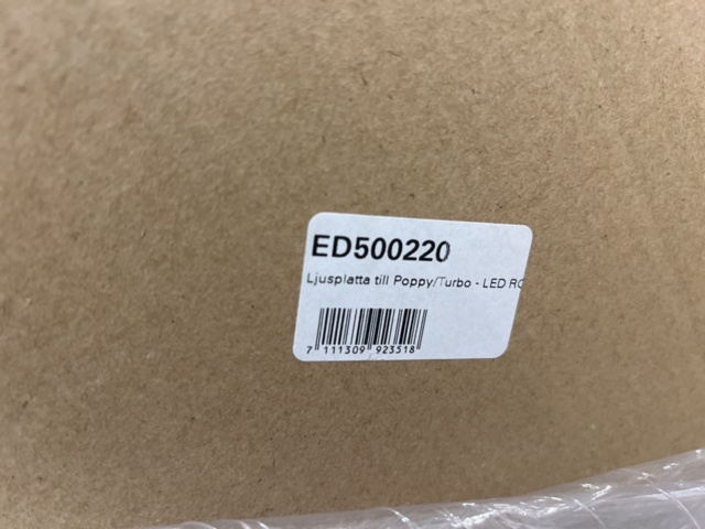 1454178-8 Ca 1600 st LED ljusplattor för Poppy