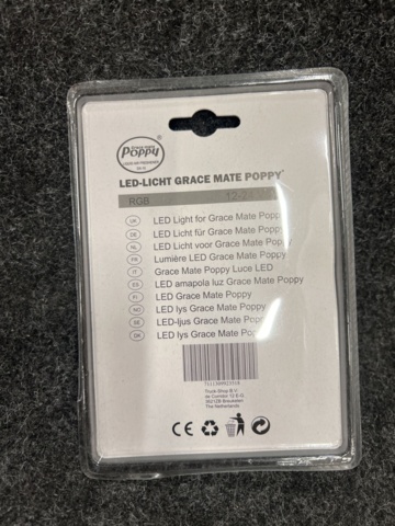 1454178-12 Ca 1600 st LED ljusplattor för Poppy