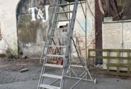 1423667 Plattformsstege på hjul