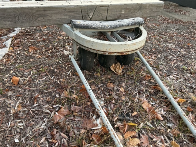 1423670-7 Boat cradle/pick-up trolley