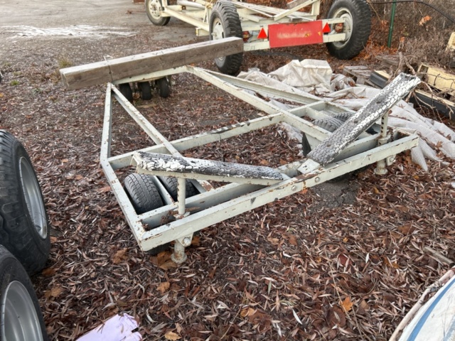 1423670-3 Boat cradle/pick-up trolley