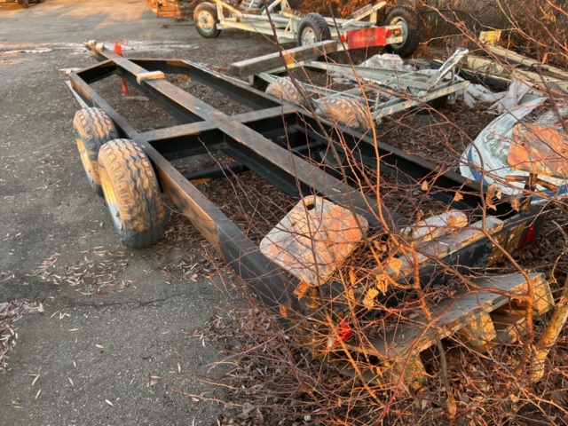 1423671-3 Boat cradle/pick-up trolley