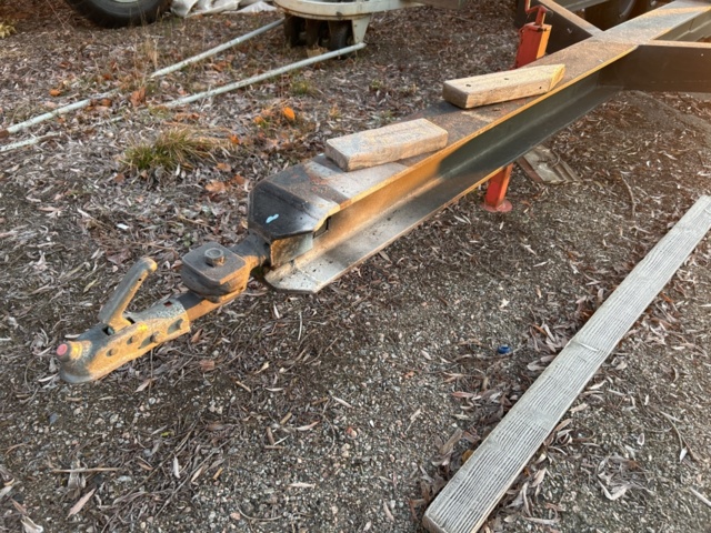 1423671-11 Boat cradle/pick-up trolley