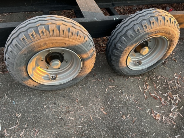 1423671-15 Boat cradle/pick-up trolley