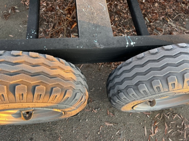 1423671-16 Boat cradle/pick-up trolley