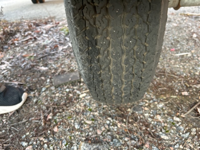 1423672-9 Boat cradle/pickup trailer - Escort Trailer Corporation