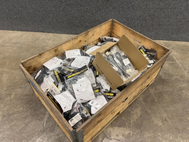 1454231-3 Förlängningskablage och kabelhärvor för extraljus