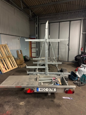 1356883-4 Transportsläp med 70 m² ställning samt fallskydd - Tysse - 2021