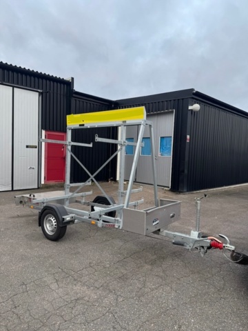 1356883-8 Transportsläp med 70 m² ställning samt fallskydd - Tysse - 2021