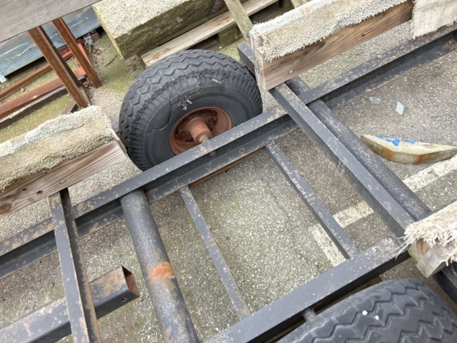 1423682-15 Samling med båtvaggor/upptagningsvagnar ca 12 st