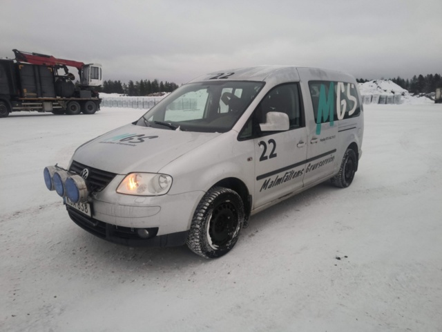 1401045-1 Volkswagen Caddy Maxi Kombi 1.9 TDI -2010