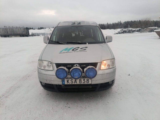 1401045-8 Volkswagen Caddy Maxi Kombi 1.9 TDI -2010