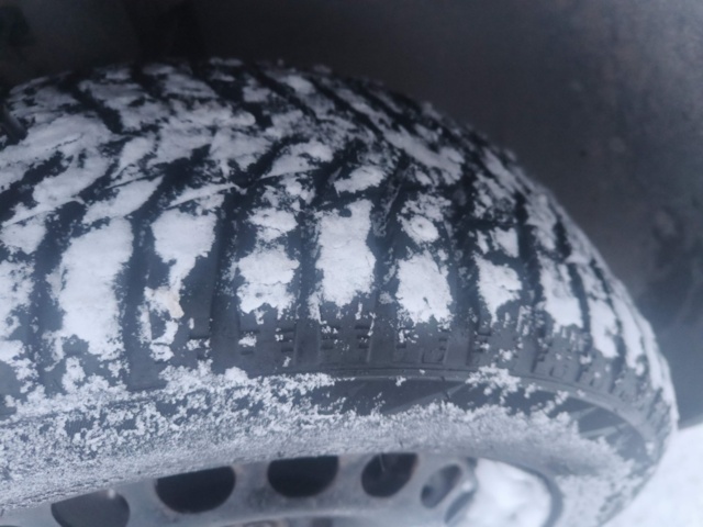 1401045-16 Volkswagen Caddy Maxi Kombi 1.9 TDI -2010