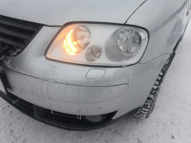 1401045-21 Volkswagen Caddy Maxi Kombi 1.9 TDI -2010