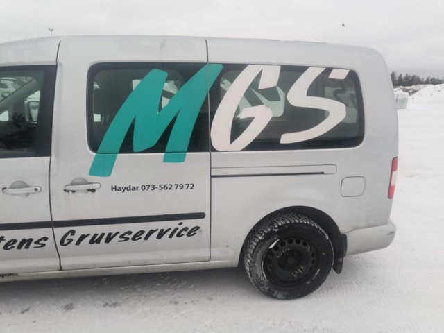 1401045-28 Volkswagen Caddy Maxi Kombi 1.9 TDI -2010