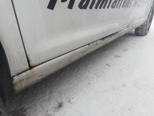 1401045-29 Volkswagen Caddy Maxi Kombi 1.9 TDI -2010