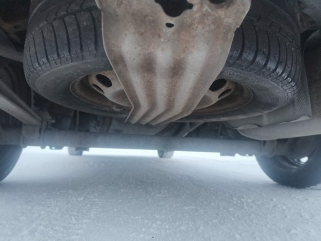 1401045-38 Volkswagen Caddy Maxi Kombi 1.9 TDI -2010