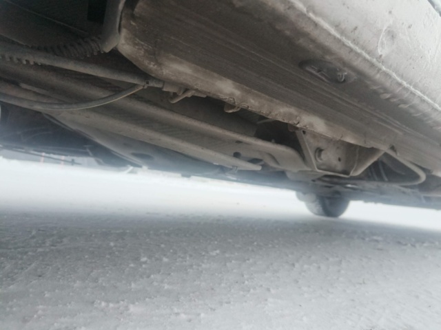 1401045-46 Volkswagen Caddy Maxi Kombi 1.9 TDI -2010